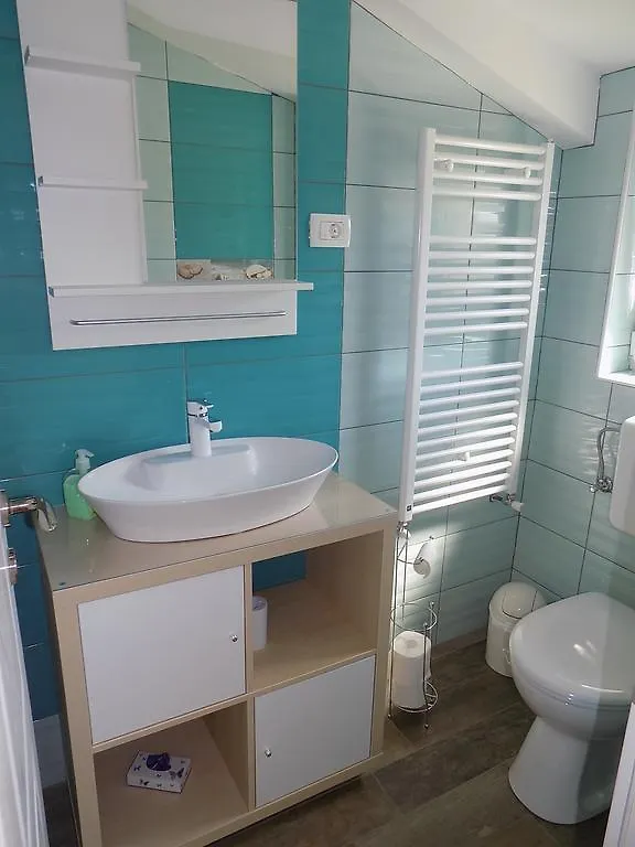 Apartment Thea Pula