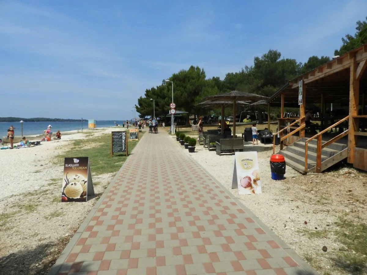 Apartment Thea Pula Hırvatistan